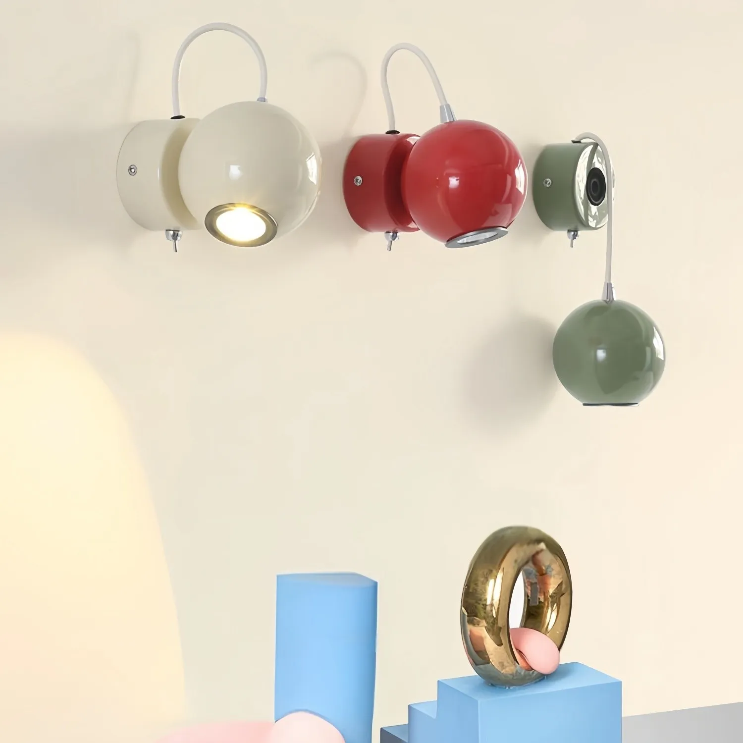 Modern Cream Magnetic Attractor Ball Wall Lamp KL167