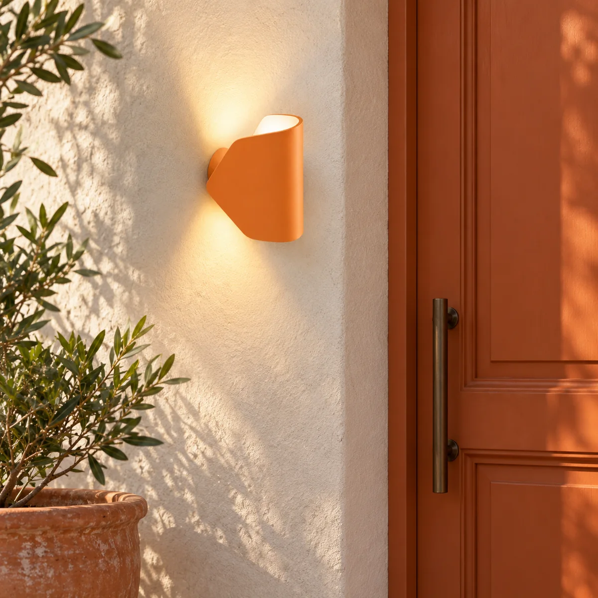 Sealed Aluminium Wall Light with a Moving Head